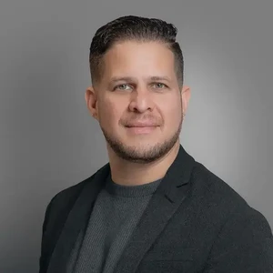 Luis Rivas, founder and lead photographer of District Pixel in Washington DC